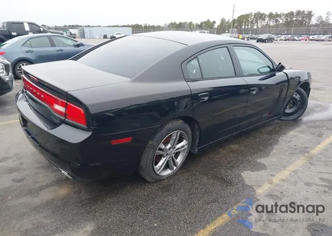 2014 Dodge Charger Se z USA, uszkodzony, nr VIN 2C3CDXFG6EH224069